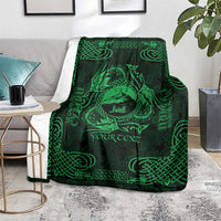 Personalized Caernarfonshire Sir Gaernarfon Blanket Green Castle Tower Celtic-inspired - Wonder Print Shop