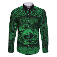 Personalized Caernarfonshire Sir Gaernarfon Family Matching Puletasi and Hawaiian Shirt Green Castle Tower Celtic-inspired - Wonder Print Shop