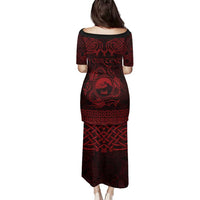 Personalized Caernarfonshire Sir Gaernarfon Family Matching Puletasi and Hawaiian Shirt Red Castle Tower Celtic-inspired - Wonder Print Shop