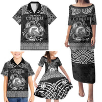 Personalized Cardiganshire Ceredigion Family Matching Puletasi and Hawaiian Shirt Black Leaping Salmon Celtic-inspired - Wonder Print Shop
