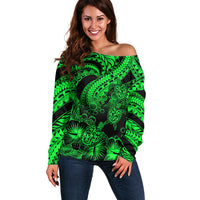 Personalised Polynesian Off Shoulder Sweater Tribal Honu Turtle with Hibiscus Green Version - Wonder Print Shop