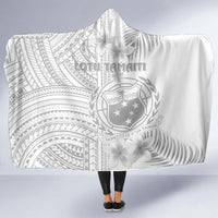 samoa-white-sunday-hooded-blanket-manuia-le-aso-sa-o-tamaiti-polynesian-plumeria