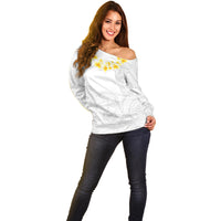 Personalised Samoa White Sunday Off Shoulder Sweater Lotu Tamaiti 2023 With Coat Of Arms - Wonder Print Shop