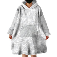 Polynesia White Sunday Wearable Blanket Hoodie Polynesian Pattern With Tropical Flowers - Wonder Print Shop