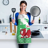 Grunge Green Wales Apron Celtic Cross Welsh Red Dragon - Wonder Print Shop