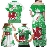 Grunge Green Wales Family Matching Off Shoulder Maxi Dress and Hawaiian Shirt Celtic Cross Welsh Red Dragon - Wonder Print Shop