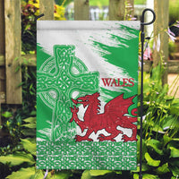 Grunge Green Wales Garden Flag Celtic Cross Welsh Red Dragon - Wonder Print Shop