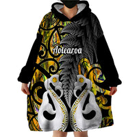 Personalised New Zealand Wearable Blanket Hoodie Te Manaia Mangopare Maori And Fern Gold Style - Wonder Print Shop