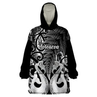 Personalised New Zealand Wearable Blanket Hoodie Te Manaia Mangopare Maori And Fern Black Style - Wonder Print Shop