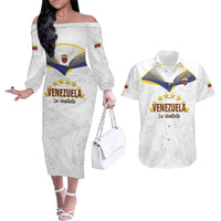 Custom Venezuela Football Couples Matching Off The Shoulder Long Sleeve Dress and Hawaiian Shirt Come On La Vinotinto White