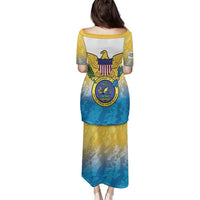 US Virgin Islands Family Matching Puletasi and Hawaiian Shirt Coat Of Arms Grunge Style