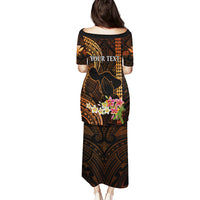 Personalised Hawaii Puletasi Pray For Maui Hawaiian Plumeria Be Strong Gold Verison - Wonder Print Shop