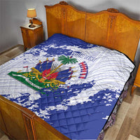 Custom Haiti Football Quilt Les Grenadiers Blue Grunge Polynesian Tattoo - Wonder Print Shop