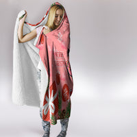 flamingo-christmas-hooded-blanket-2023-seamless-xmas-vibes