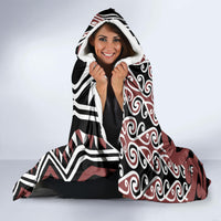 new-zealand-hooded-blanket-aotearoa-kowhaiwhai-mix-taniko-art