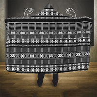 Pano De Terra Motifs Cabo Verde Hooded Blanket Black Color