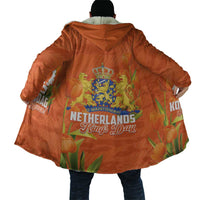 Koningsdag Netherlands King's Day Cloak Oranje Boven Holland Tulips
