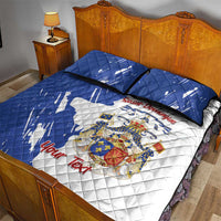 Personalised Saint-Domingue Quilt Bed Set Coat Of Arms Grunge Style