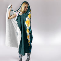 turquosie-polynesia-hooded-blanket-plumeria-tropical-leaves-with-galaxy-polynesian-art