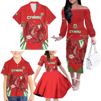 Wales Rugby Custom Family Matching Off The Shoulder Long Sleeve Dress and Hawaiian Shirt Dragon Scales Style - Wonder Print Shop
