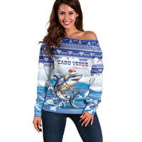 Personalized Cape Verde Football Christmas Off Shoulder Sweater Feliz Natal Tubaroes Azuis - Wonder Print Shop