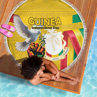Guinea Independence Day Beach Blanket Coat Of Arms With African Pattern - Wonder Print Shop