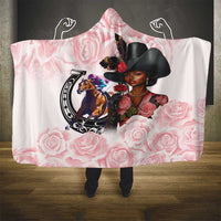 Kentucky Horse Racing Hooded Blanket Black Derby Lady Pink Roses