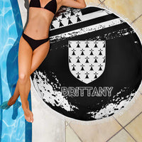 Brittany Beach Blanket Coat Of Arms With Triskelion - Grunge Style - Wonder Print Shop