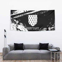 Brittany Tapestry Coat Of Arms With Triskelion - Grunge Style - Wonder Print Shop