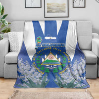 El Salvador Blanket Turquoise-Browed Motmot With Coat Of Arms