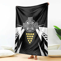 Cornwall Celtic Cross Blanket Coat Of Arms With Celtic Pattern - Wonder Print Shop