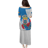 Melilla Puletasi Coat Of Arms Red Carnation