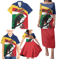 Personalized Seychelles Independence Day Family Matching Puletasi and Hawaiian Shirt Coat Of Arms Black Parrot