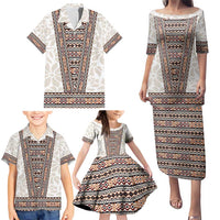 Danmark Traditional Patern with Daisy Family Matching Puletasi and Hawaiian Shirt Danish Patern Simple Style