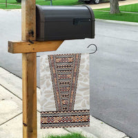 Danmark Traditional Patern with Daisy Garden Flag Danish Patern Simple Style