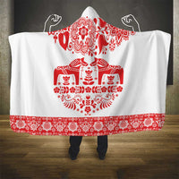 Sweden Daleclarian Horse Hooded Blanket Floral Folk Pattern White Version