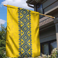 Blue Ukraine Folk Patterns Garden Flag Simple Style