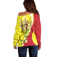 La Sicilia Off Shoulder Sweater Bandiera della Sicilia Motif