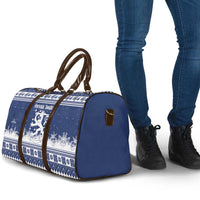Finland Christmas Hannunvaakuna Travel Bag Hyvaa Joulua Nordic Snow Lion Blue Version - Wonder Print Shop