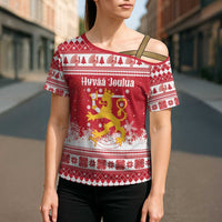 Finland Christmas Hannunvaakuna Cross Shoulder Shirt Hyvaa Joulua Nordic Snow Lion Red Version - Wonder Print Shop