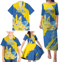 Custom Ukraine Independence Day Family Matching Puletasi and Hawaiian Shirt Dove Of Peace With Grunge Pattern - Wonder Print Shop