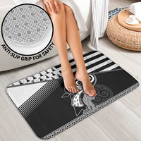Brittany Ermine Celtic Bathroom Set Black Celtic Triskels - Wonder Print Shop