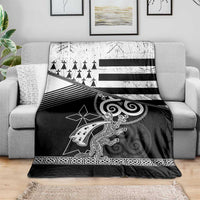 Brittany Ermine Celtic Blanket Black Celtic Triskels - Wonder Print Shop