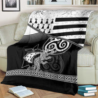 Brittany Ermine Celtic Blanket Black Celtic Triskels - Wonder Print Shop