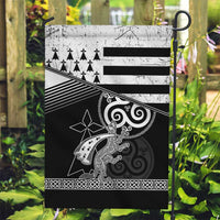 Brittany Ermine Celtic Garden Flag Black Celtic Triskels - Wonder Print Shop