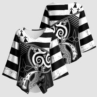 Brittany Ermine Celtic Kimono Sleeve Blouse Black Celtic Triskels - Wonder Print Shop