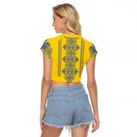 Vyshyvanka Day Raglan Cropped T Shirt Ukrainian Folk Traditions Pattern Yellow Version