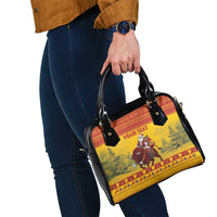 Personalized Spain Christmas Shoulder Handbag Santa Riding Red Bull Feliz Navidad - Wonder Print Shop