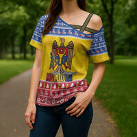 Moldova Christmas Cross Shoulder Shirt Coat Of Arms Craciun fericit - Wonder Print Shop