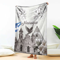Nicaragua Leon Cathedral Blanket Motmot with Plumeria Style - Wonder Print Shop